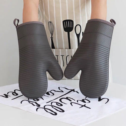 Silicone Oven Mitts, Heat Resistant Oven Gloves with Quilted Liner, Waterproof & Non-Slip Kitchen Mittens for Baking Cooking BBQ
